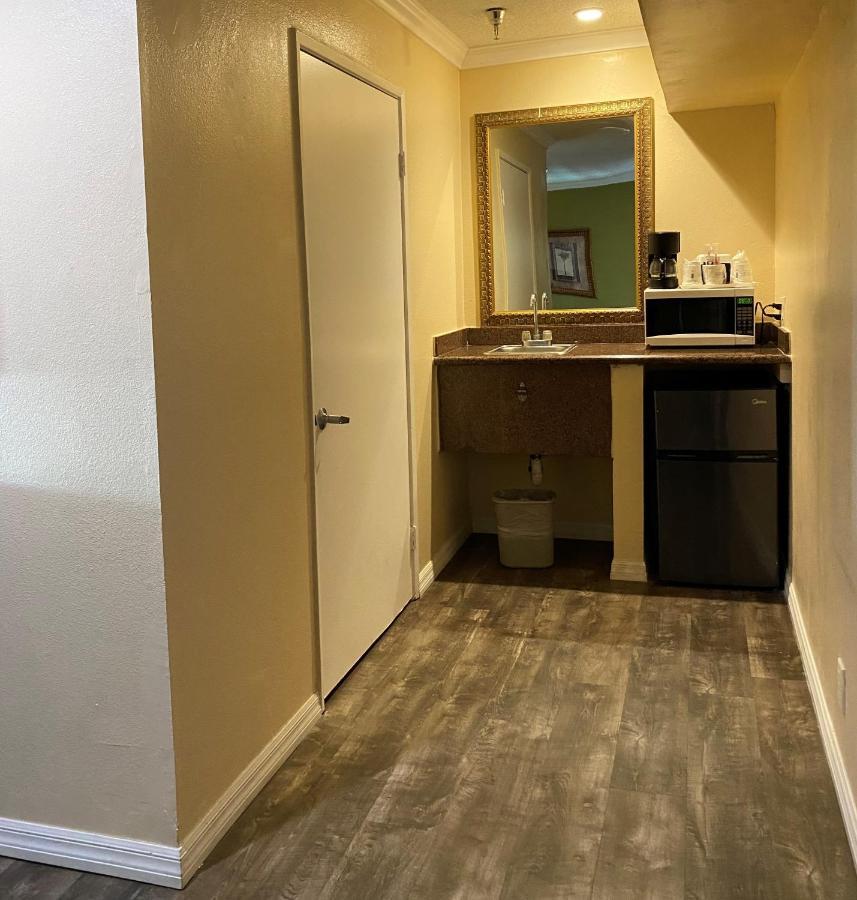 Travelodge By Wyndham Chatsworth Los Angeles Ngoại thất bức ảnh