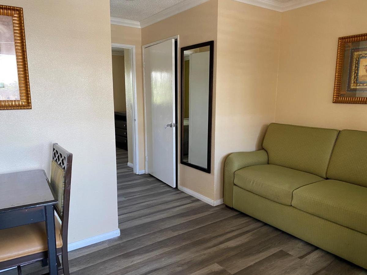 Travelodge By Wyndham Chatsworth Los Angeles Ngoại thất bức ảnh